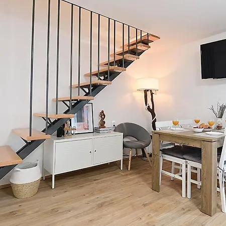 D & L * Добринь