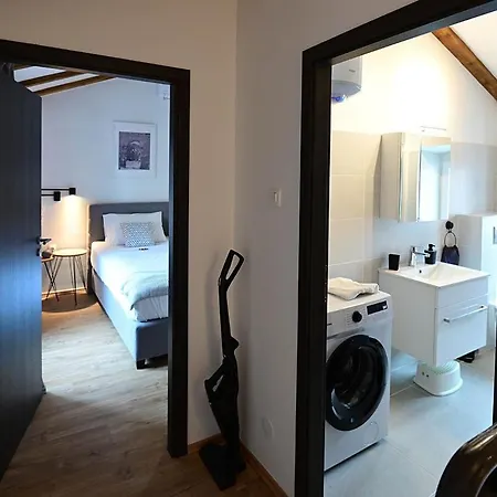 D & L Добринь